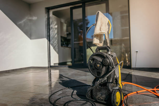 Best Sign and Awning Cleaning  in Highland Heights, OH